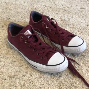 Converse low top